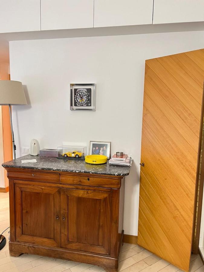 Very Central Suite Apartment With 1Bedroom Next To The Underground Train Station Monaco And 6Min From Casino Place 외부 사진