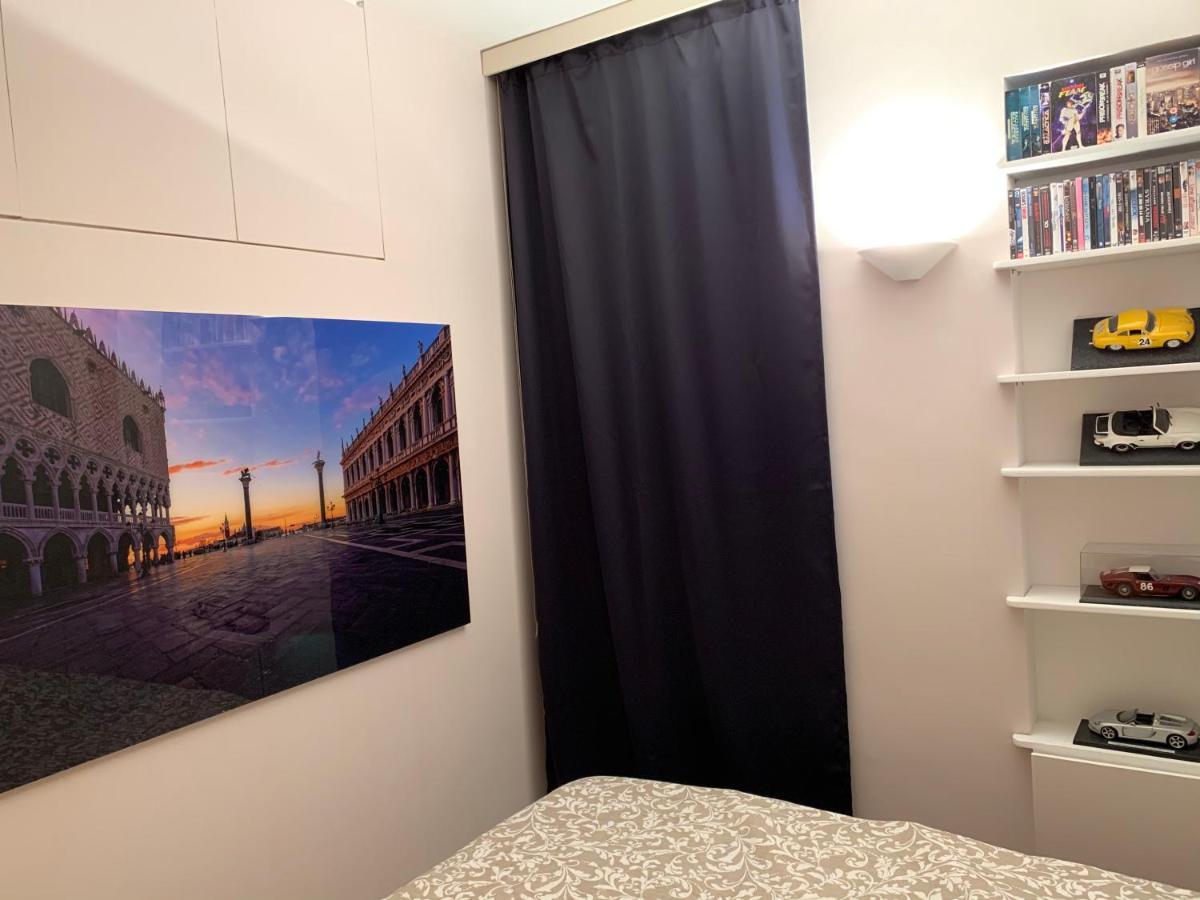 Very Central Suite Apartment With 1Bedroom Next To The Underground Train Station Monaco And 6Min From Casino Place 외부 사진